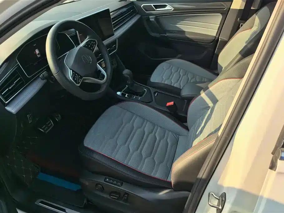 Tiguan X 2022 330TSI 2WD Premium Flagship Edition — миниатюра 9