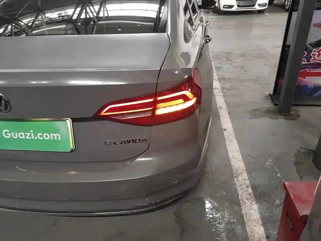 2019 Volkswagen Lavida EV Premium Edition — миниатюра 8
