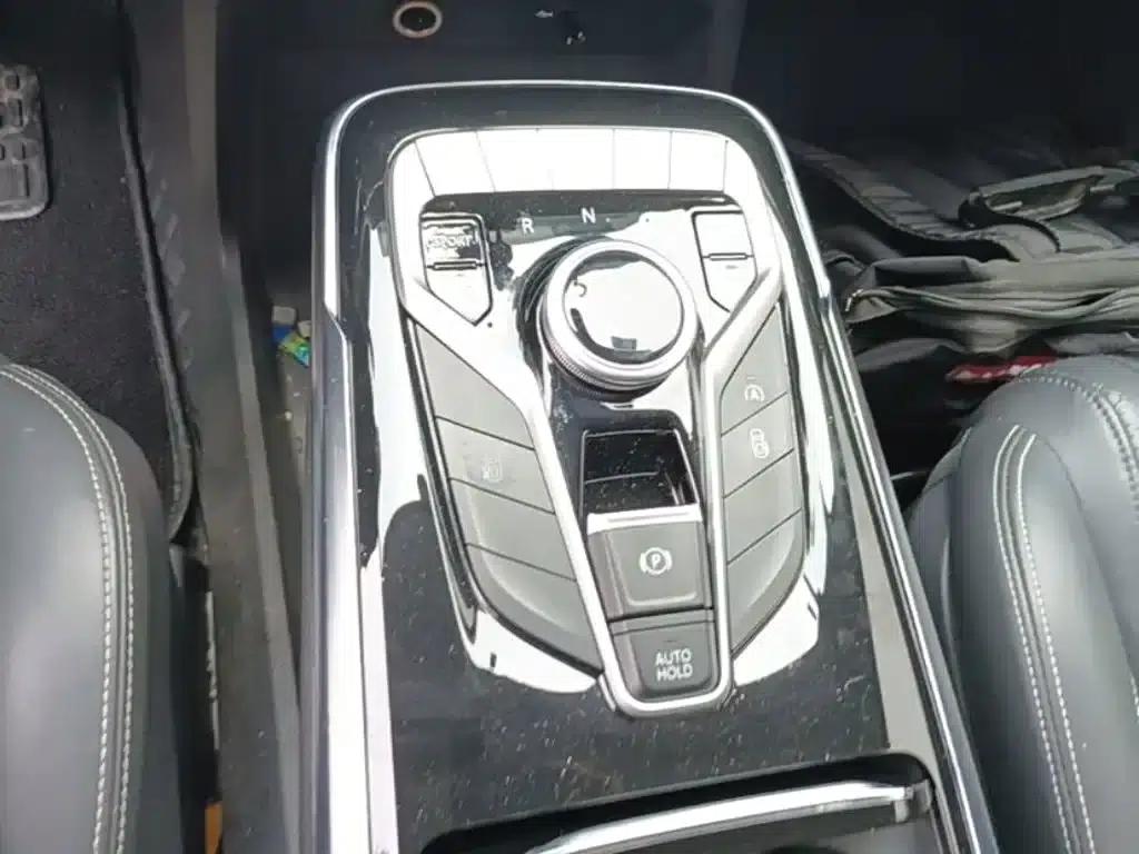 Maxus G20 2021 Facelift PLUS 2.0T Gasoline Automatic Luxury Edition — миниатюра 14