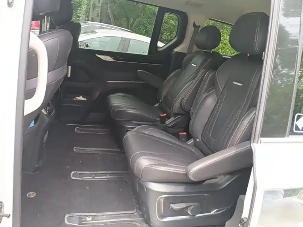 Maxus G20 2021 Facelift PLUS 2.0T Gasoline Automatic Luxury Edition — миниатюра 17