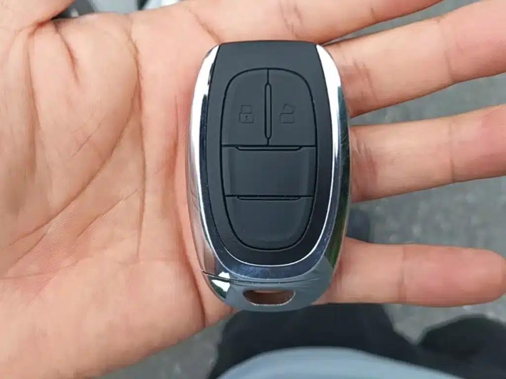 Maxus G20 2021 Facelift PLUS 2.0T Gasoline Automatic Luxury Edition — миниатюра 9
