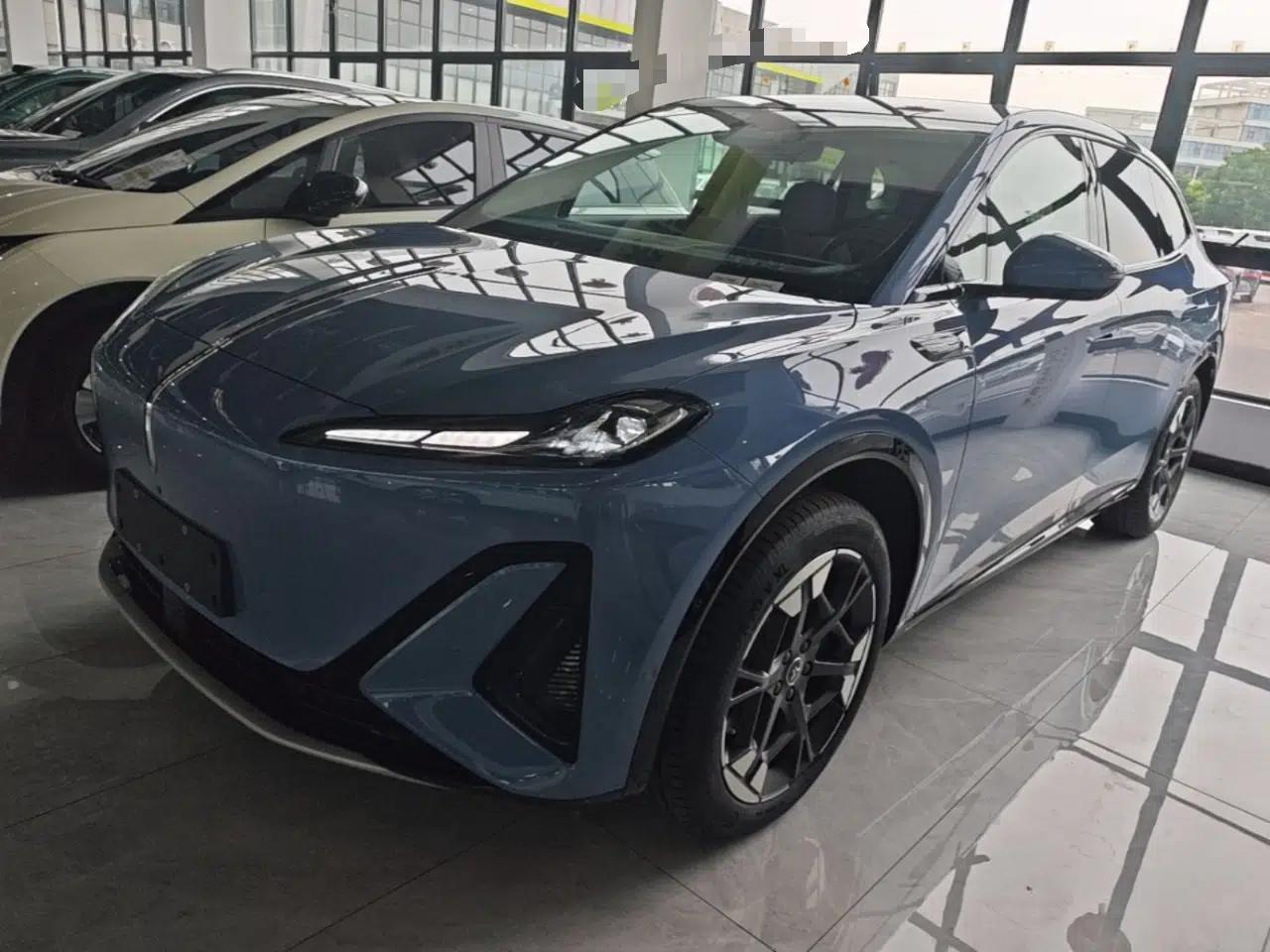 Hongqi Tiangong 06 2025 660 4x4 Smart Selection Edition — миниатюра 1