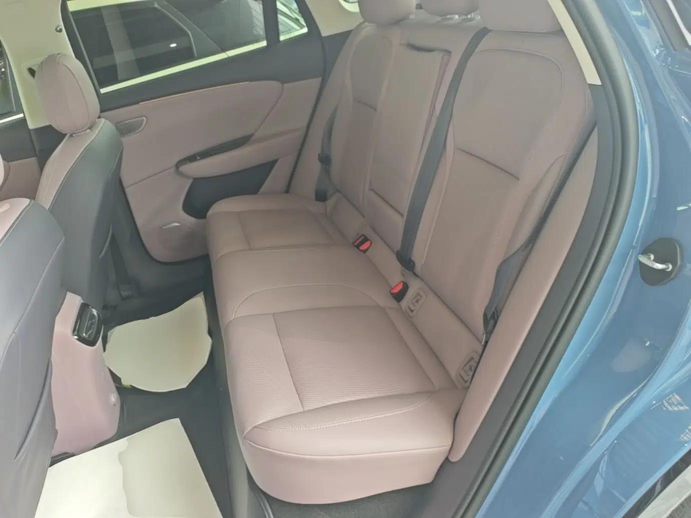 Hongqi Tiangong 06 2025 660 4x4 Smart Selection Edition — миниатюра 25