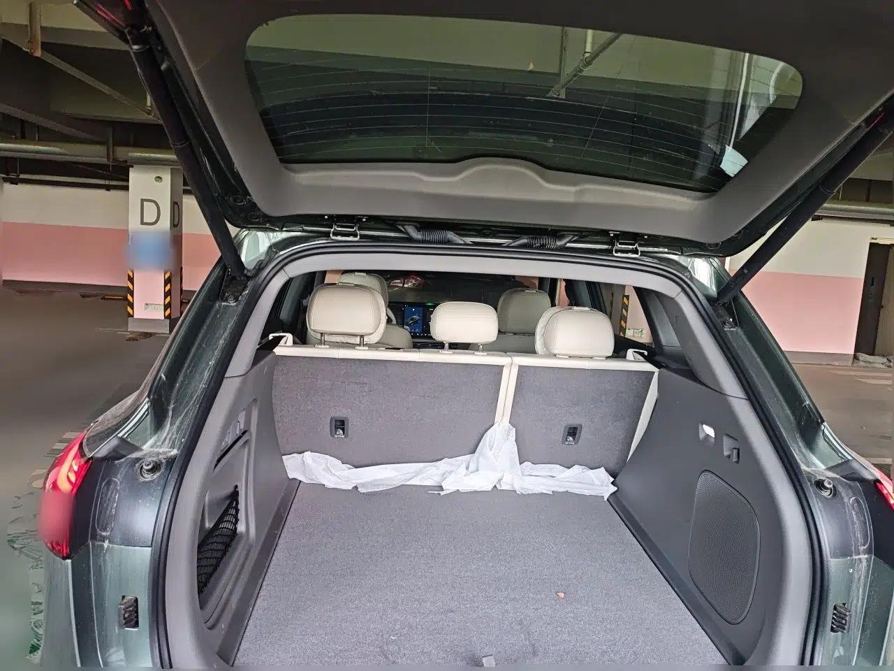 Hongqi HS6 PHEV 2026 240 Smart Hybrid Version — миниатюра 16