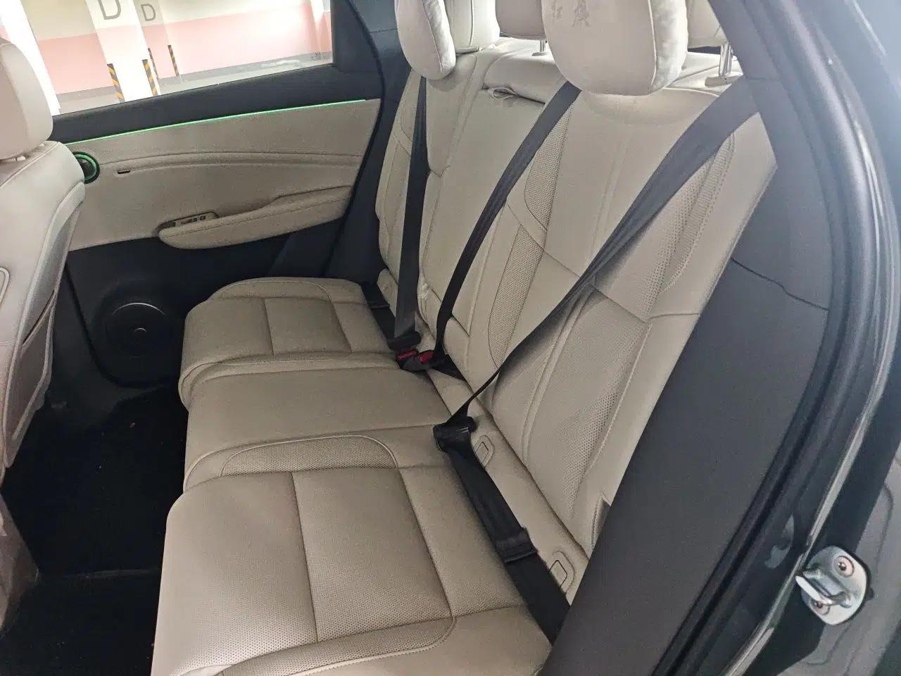Hongqi HS6 PHEV 2026 240 Smart Hybrid Version — миниатюра 20