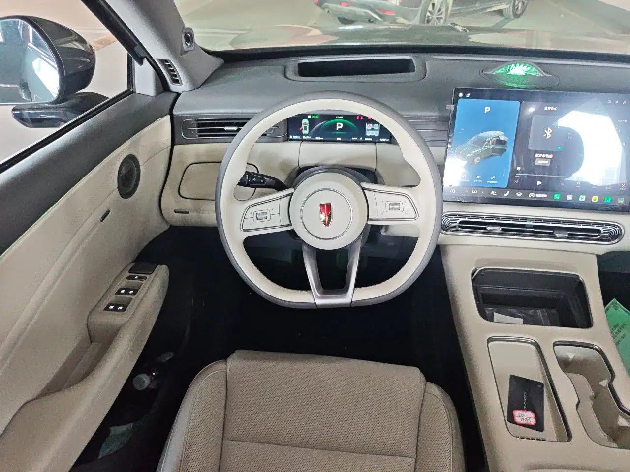 Hongqi HS6 PHEV 2026 240 Smart Hybrid Version — миниатюра 9