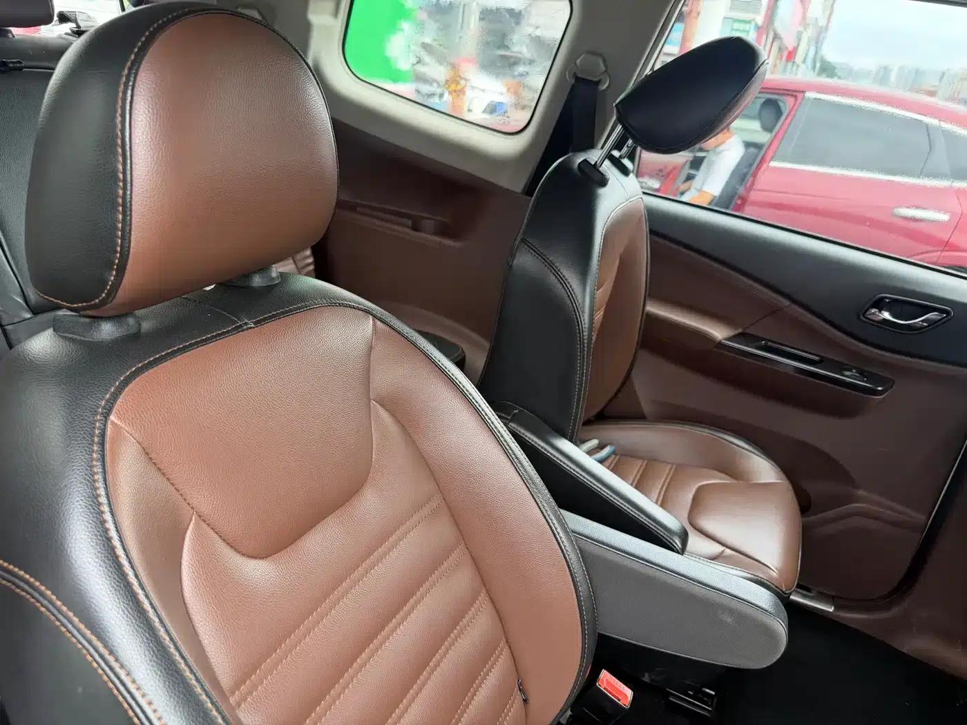 Fengxing SX6 2016 1.6L CVT Premium Edition — миниатюра 20