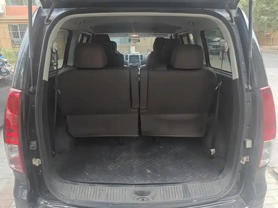 Lingzhi PLUS 2021 Touring Edition 2.0L Manual Deluxe 7-Seater — миниатюра 4