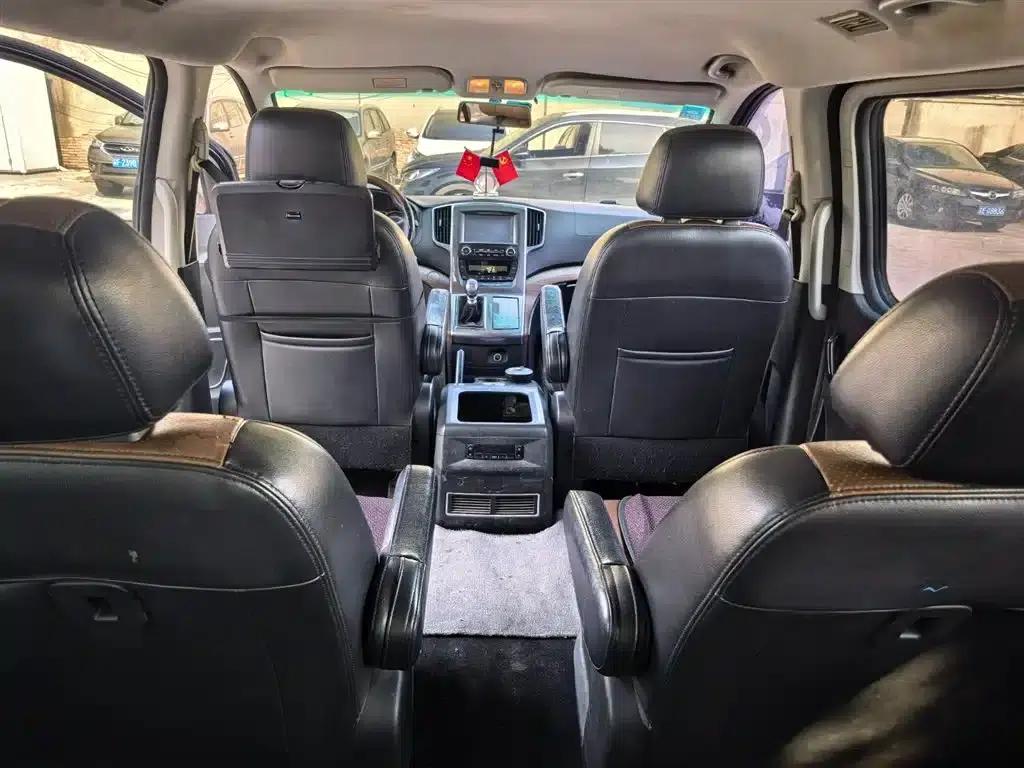 Fengxing CM7 2016 2.0T Manual Deluxe Edition — миниатюра 9