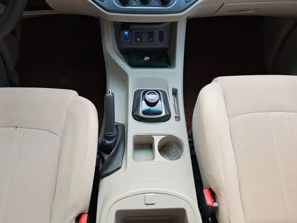 Lingzhi New Energy 2020 Long-Range Edition Comfort 7-Seater — миниатюра 14