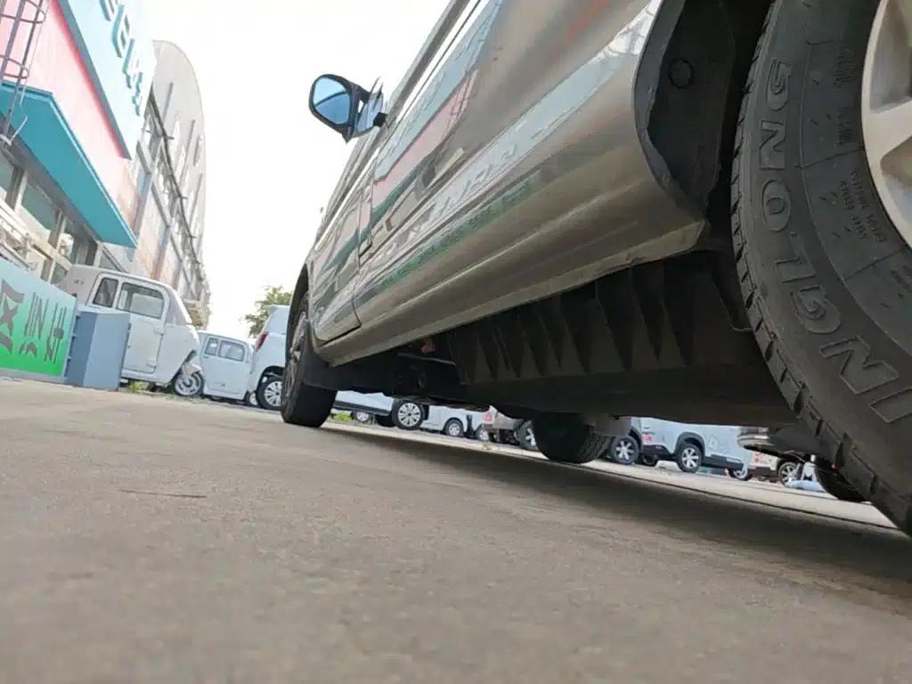 Lingzhi New Energy 2020 Long-Range Edition Comfort 7-Seater — миниатюра 22