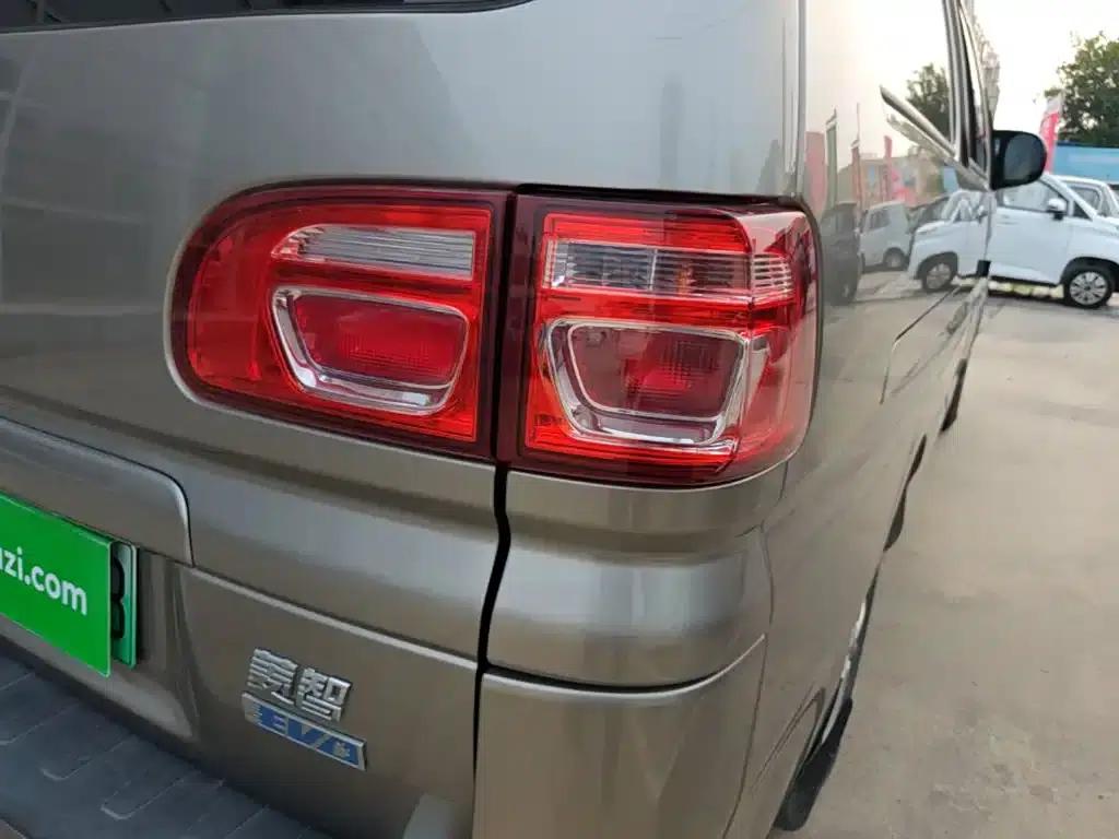 Lingzhi New Energy 2020 Long-Range Edition Comfort 7-Seater — миниатюра 8