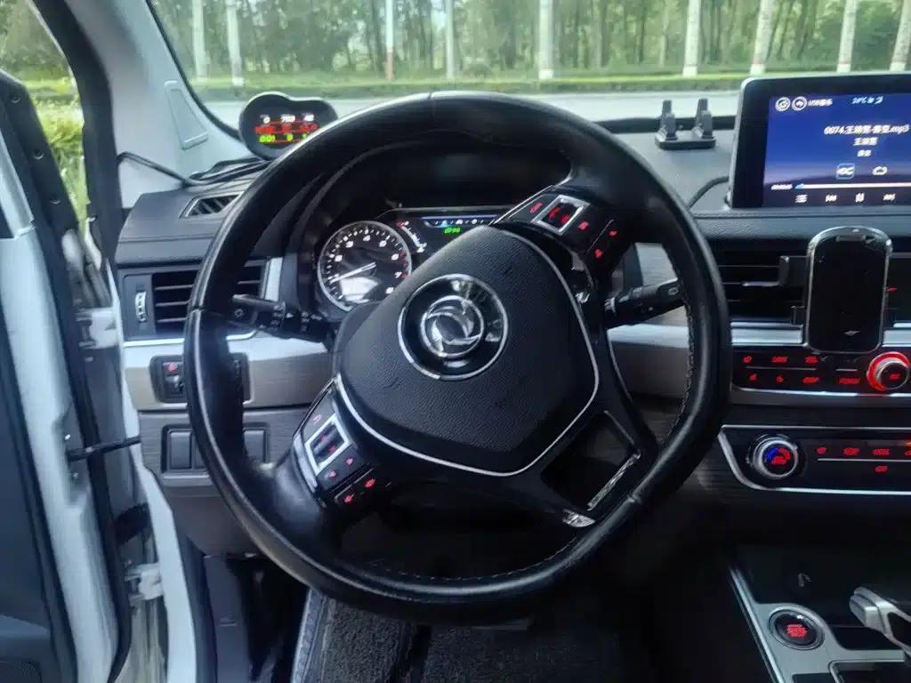 Jingyi X6 2017 Enjoy Series 1.5T CVT Premium — миниатюра 11