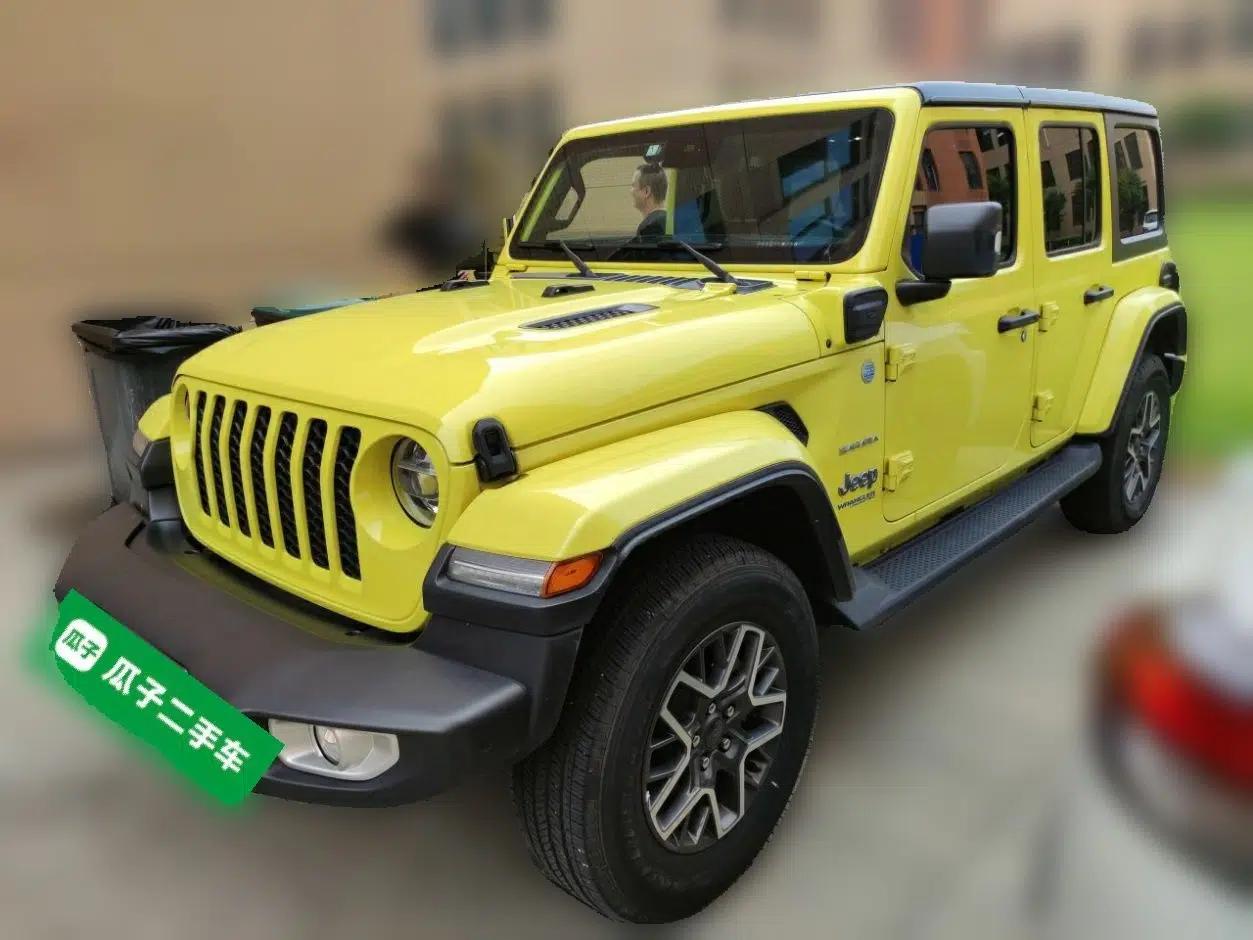 Jeep Wrangler New Energy 2022 Four-Door 2.0T 4xe Sahara Fluorescent Yellow Limited Edition — миниатюра 1