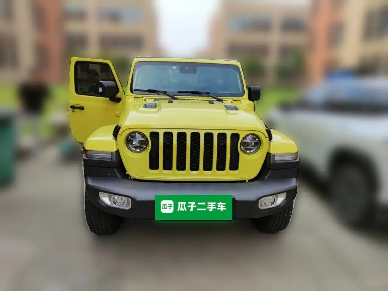 Jeep Wrangler New Energy 2022 Four-Door 2.0T 4xe Sahara Fluorescent Yellow Limited Edition — миниатюра 2
