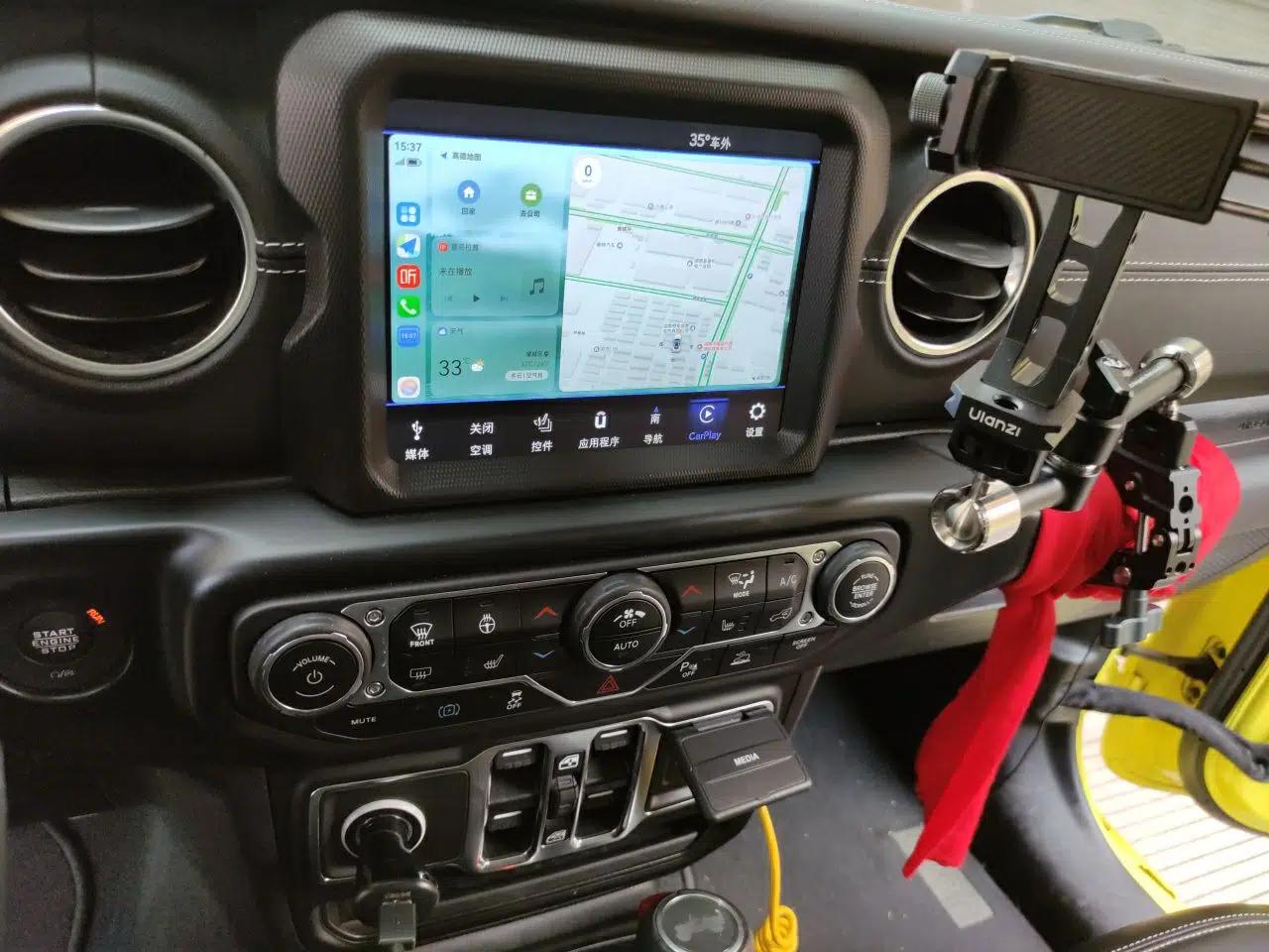 Jeep Wrangler New Energy 2022 Four-Door 2.0T 4xe Sahara Fluorescent Yellow Limited Edition — миниатюра 13