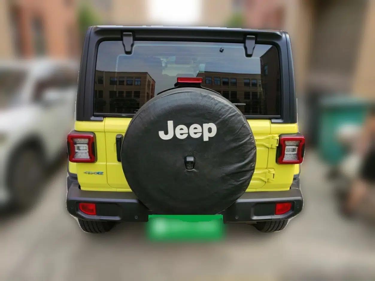 Jeep Wrangler New Energy 2022 Four-Door 2.0T 4xe Sahara Fluorescent Yellow Limited Edition — миниатюра 5