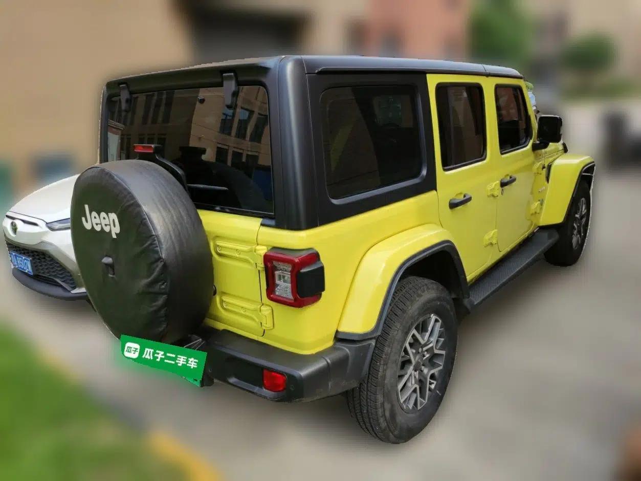 Jeep Wrangler New Energy 2022 Four-Door 2.0T 4xe Sahara Fluorescent Yellow Limited Edition — миниатюра 6