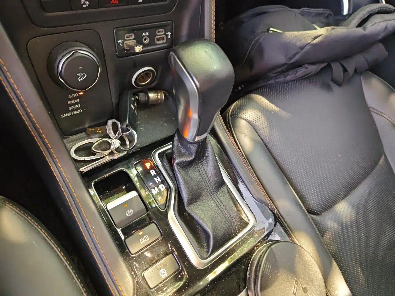 Jeep Grand Commander 2018 2.0T Four-Wheel Drive Smart Enjoyment Version China V Emission Standard — миниатюра 14