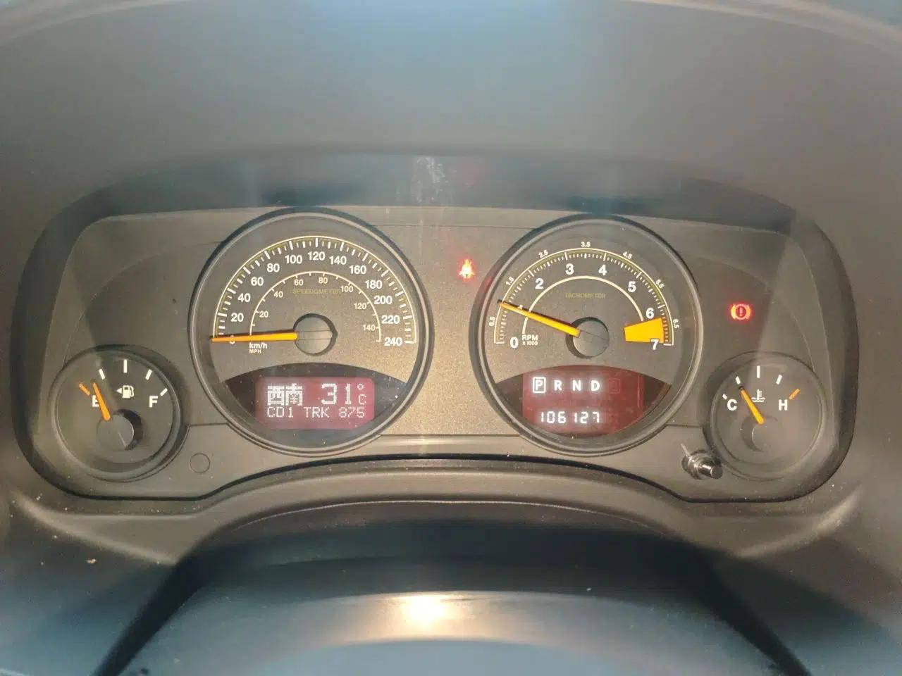 Jeep Patriot 2014 2.0L Sport Edition — миниатюра 11