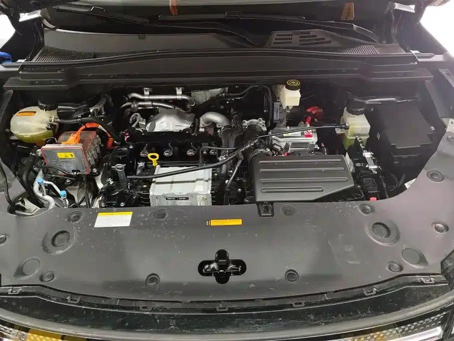 Dongfeng Fengshen L8 2025 Model 185KM Dream Edition — миниатюра 10