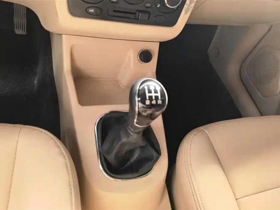 Fengguang 360 2015 Model 1.5L Manual Comfort 7-Seater National V Emission Standard — миниатюра 16