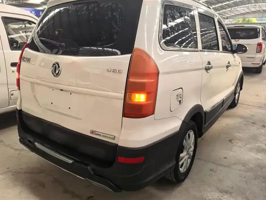 Fengguang 360 2015 Model 1.5L Manual Comfort 7-Seater National V Emission Standard — миниатюра 3