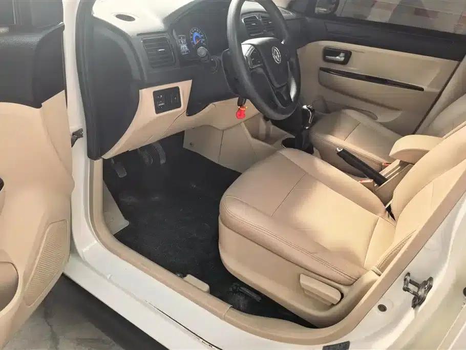 Fengguang 360 2015 Model 1.5L Manual Comfort 7-Seater National V Emission Standard — миниатюра 9