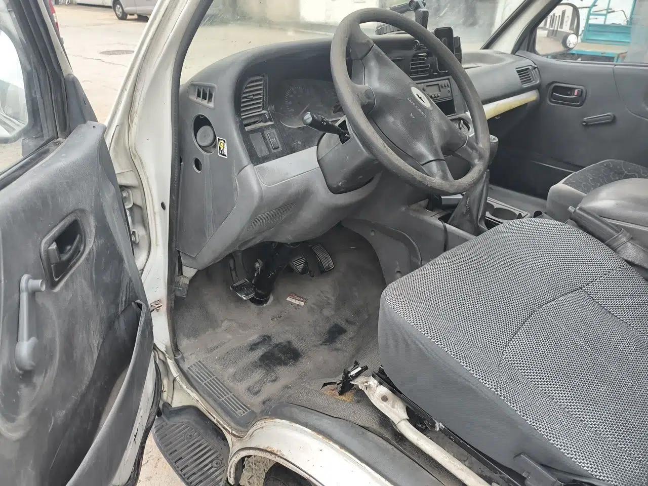 Jinbei Hiace Golden Cup Sea Lion, 2.0-liter engine, 6 seats — миниатюра 16