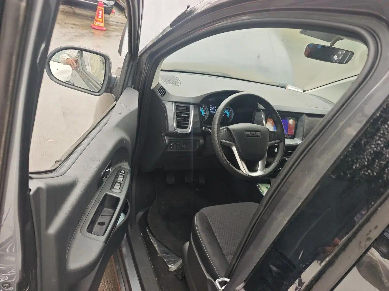 Jinbei Gold Hiace 2023 1.5L Passenger Vehicle Engineering Lion 5/6/7 Seater — миниатюра 19