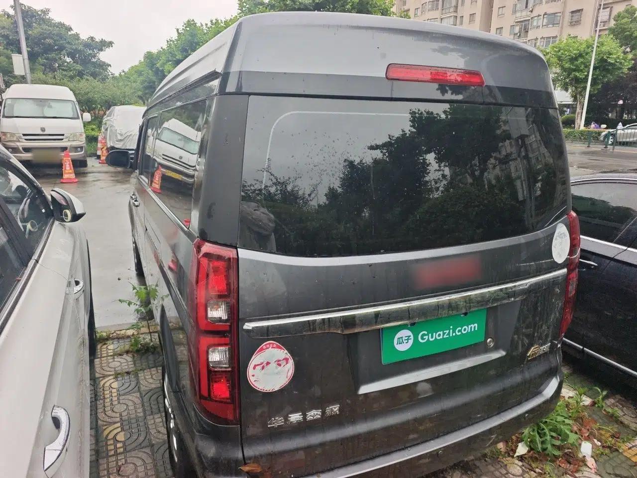 Jinbei Gold Hiace 2023 1.5L Passenger Vehicle Engineering Lion 5/6/7 Seater — миниатюра 4