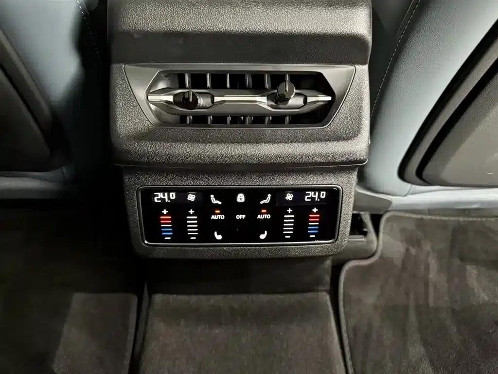Audi A6L e-tron 2026 First Edition Qiankun Intelligent Driving Edition — миниатюра 19