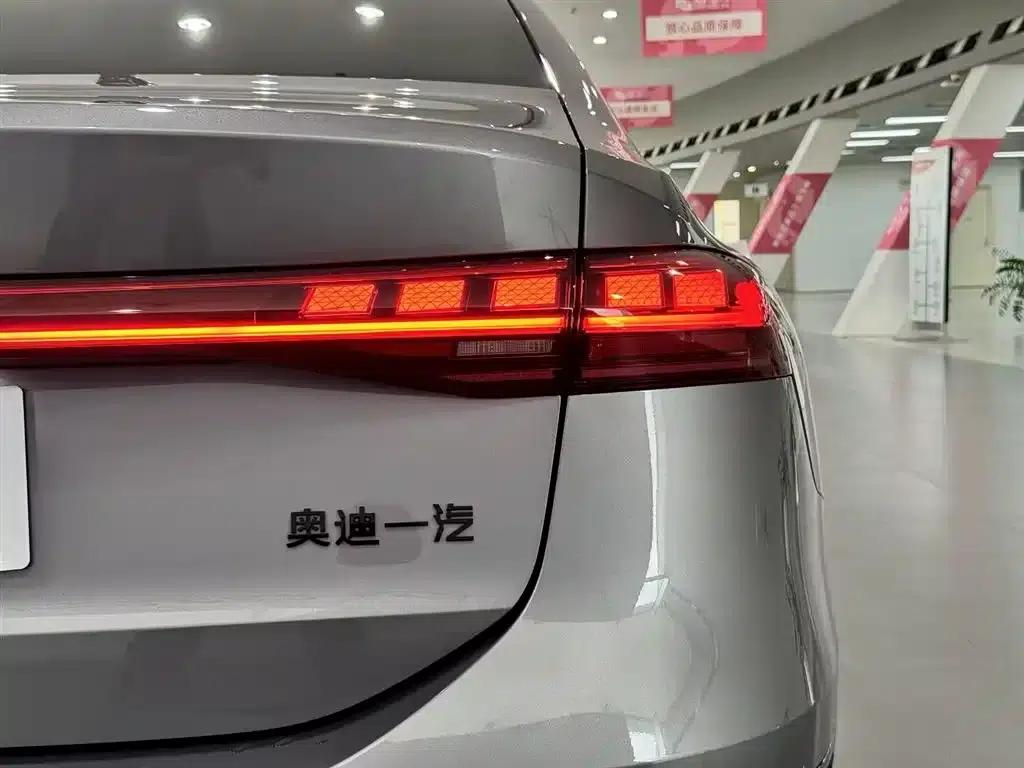 Audi A6L e-tron 2026 First Edition Qiankun Intelligent Driving Edition — миниатюра 9