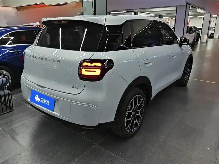 Leapmotor A10 2026 Model 505 Enjoy Edition — миниатюра 3
