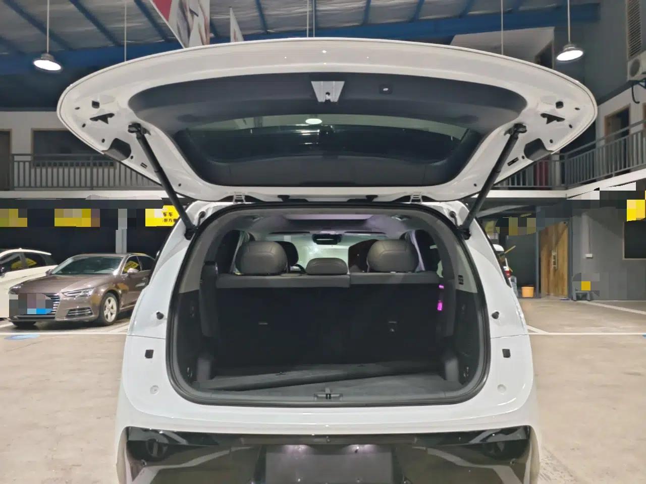 Zeekr MIX 2025 Intelligent Driving Version — миниатюра 22
