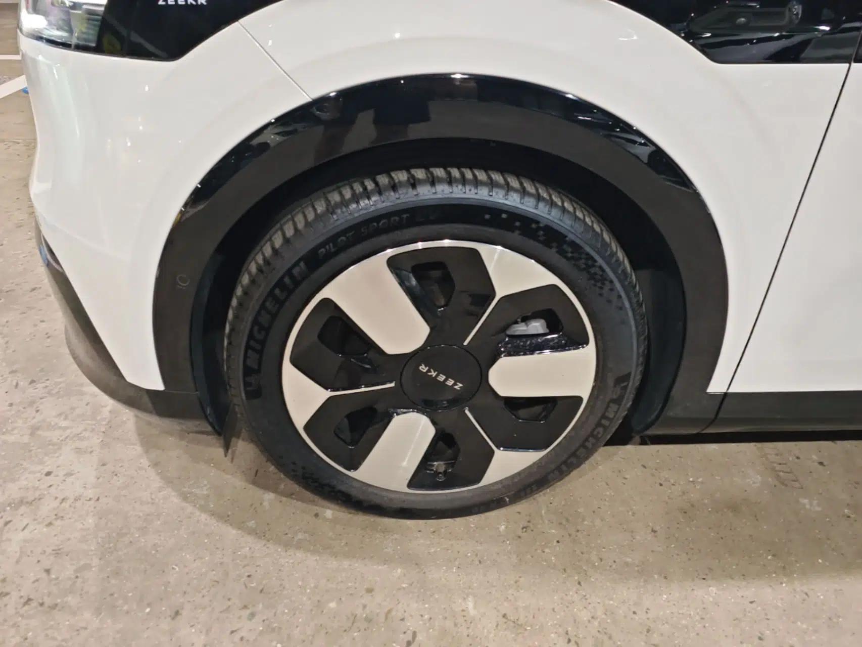 Zeekr MIX 2025 Intelligent Driving Version — миниатюра 10