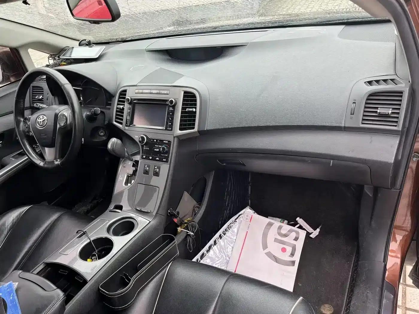Venza (Imported) 2013 2.7L 4WD Luxury Edition — миниатюра 6