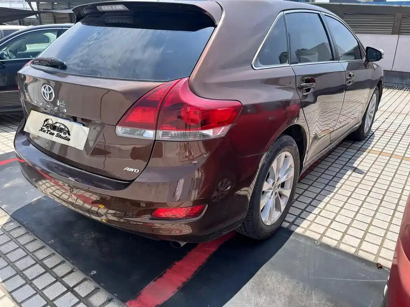 Venza (Imported) 2013 2.7L 4WD Luxury Edition — миниатюра 7