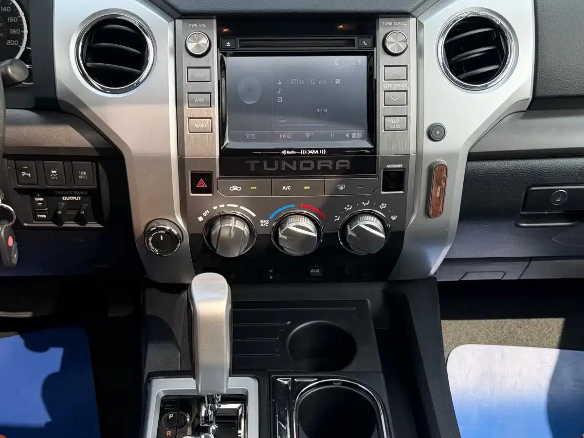 2017 Tundra 5.7L Canadian Spec — миниатюра 13