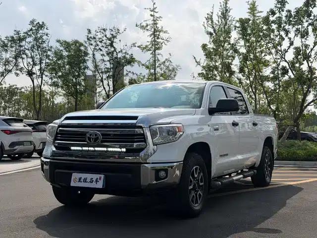 2017 Tundra 5.7L Canadian Spec