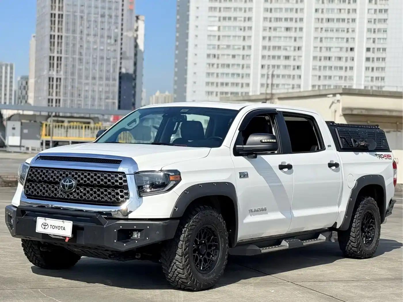 2020 Tundra 5.7L Automatic — миниатюра 3