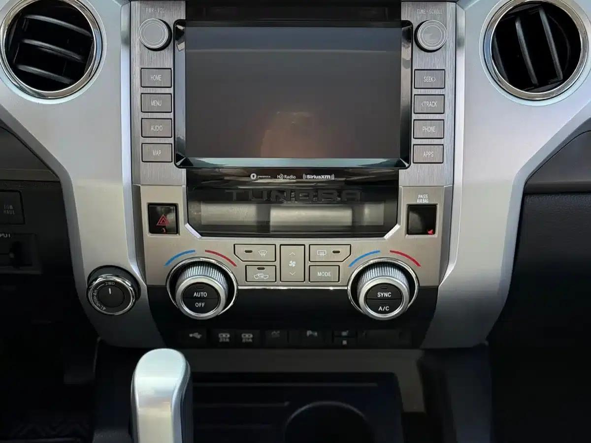 2020 Tundra 5.7L Automatic — миниатюра 7