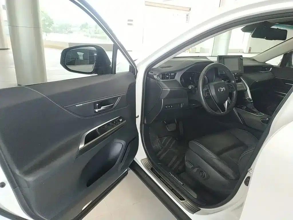 HARRIER 2022 2.0L CVT 2WD Luxury Edition — миниатюра 16