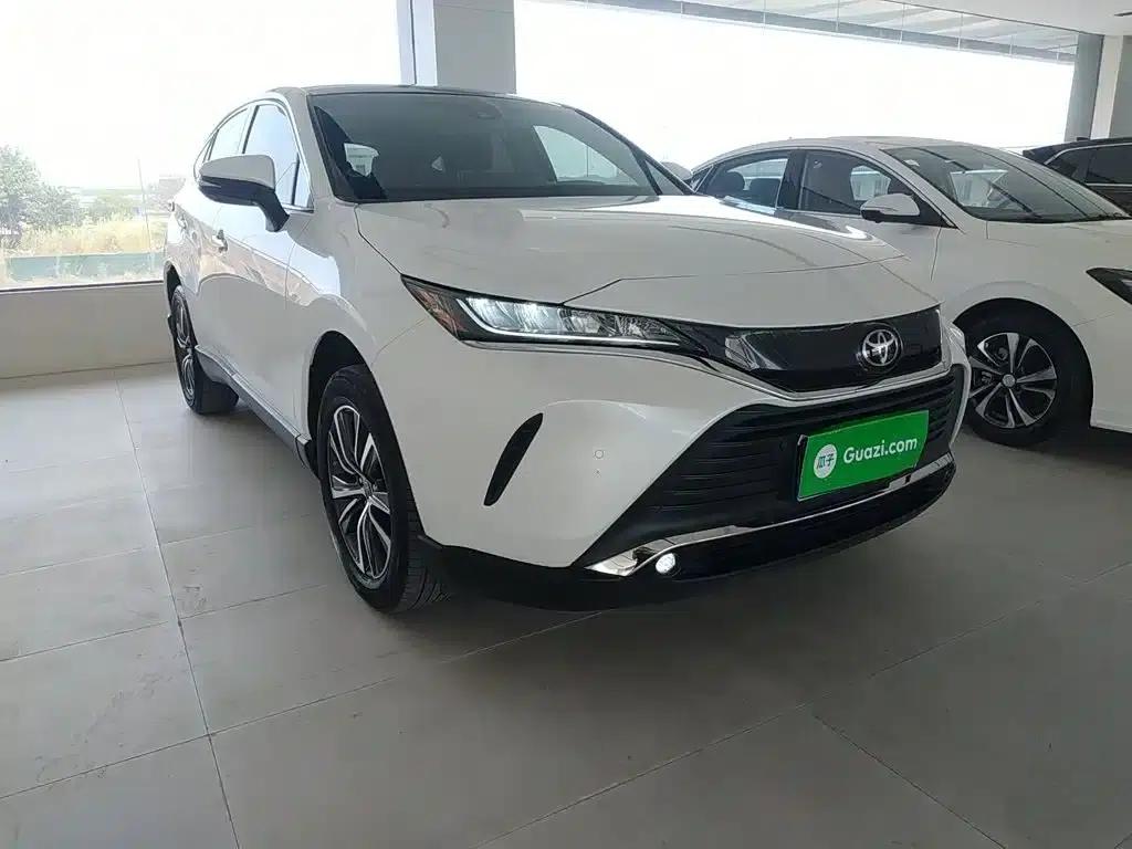 HARRIER 2022 2.0L CVT 2WD Luxury Edition — миниатюра 4