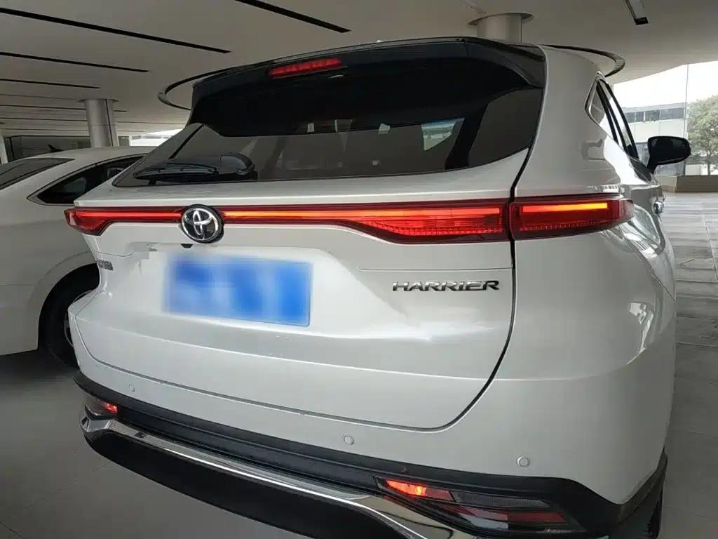 HARRIER 2022 2.0L CVT 2WD Luxury Edition — миниатюра 6