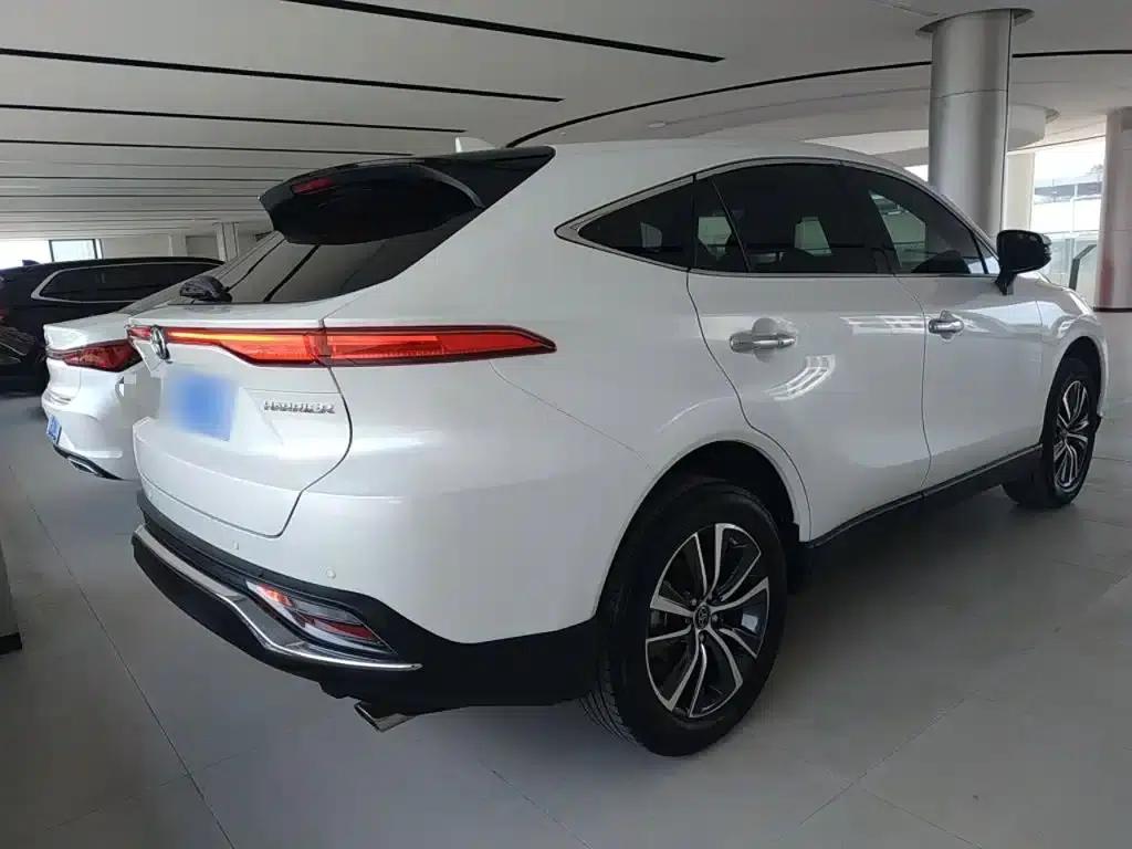 HARRIER 2022 2.0L CVT 2WD Luxury Edition — миниатюра 7