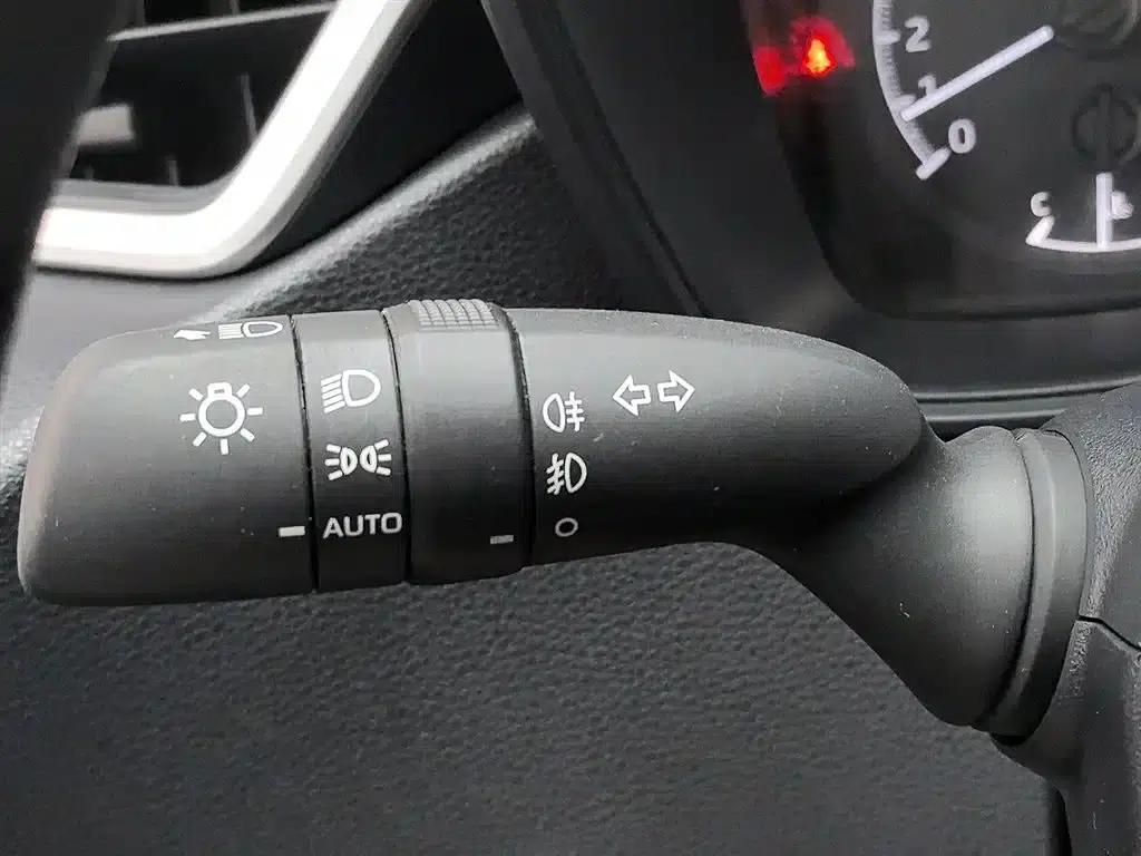 2021 Avalon 2.0L Entry-level Edition — миниатюра 21