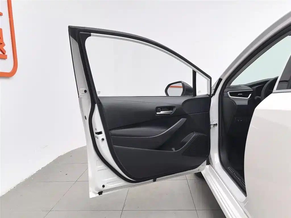 2021 Avalon 2.0L Entry-level Edition — миниатюра 8