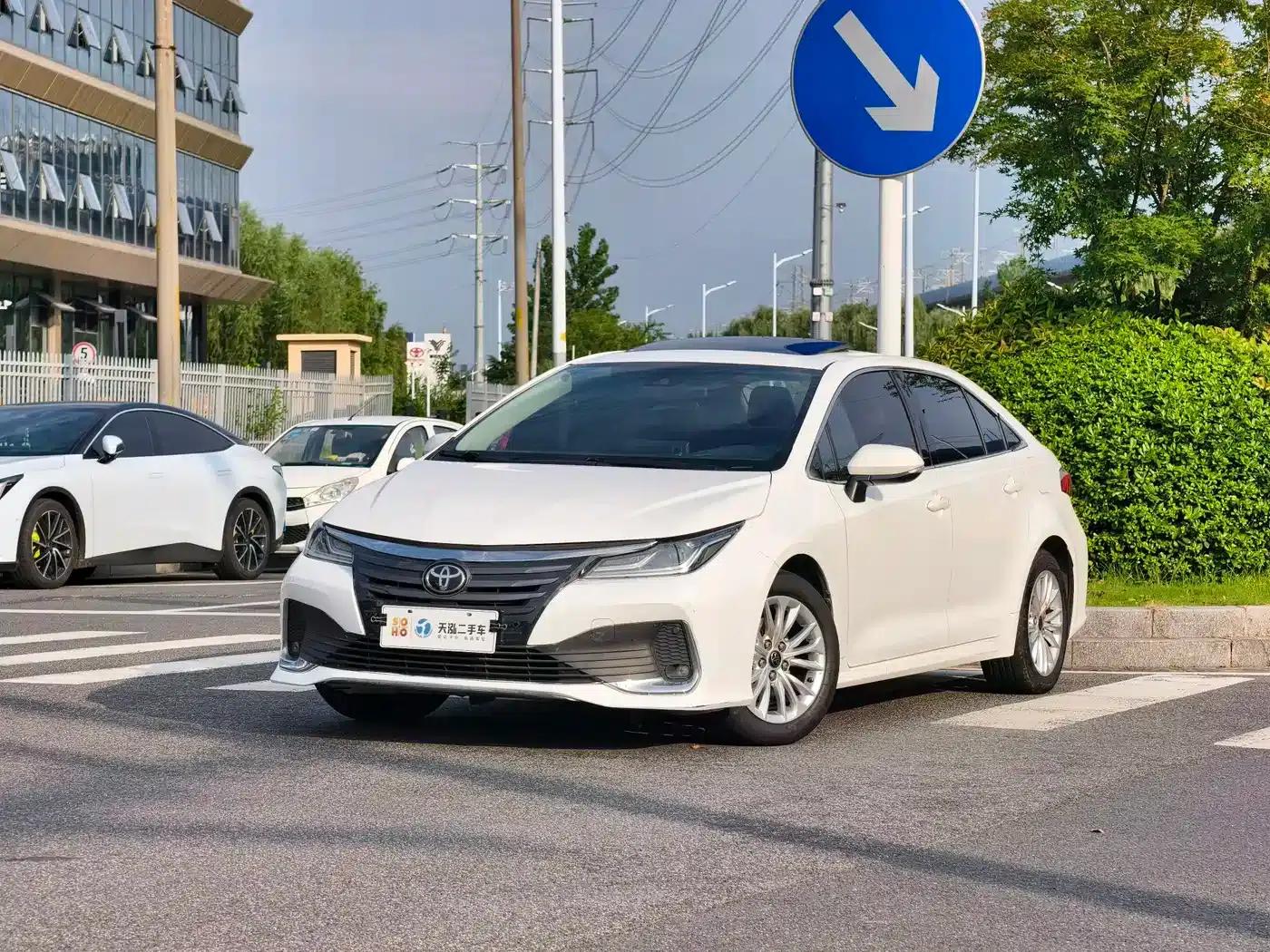 2022 Toyota Avalon 2.0L Elite Edition — миниатюра 18