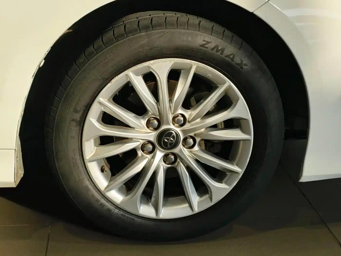 2022 Toyota Avalon 2.0L Elite Edition — миниатюра 7